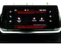 Peugeot 2008 1.2 PURETECH 130PK ALLURE PACK / NAVI / CLIMA / LED / PDC / 17"LMV / CAMERA / AFN. TREKHAAK / KEYLESS / WINTERPAKKET / BLUETOOTH / ADAPT. CRUISECONTROL / 2E EIGENAAR / SCHITTERENDE STAAT !!