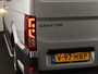Volkswagen Crafter 35 2.0 TDI L3H3 Highline EURO VI 140 pk Automaat | Verlengde garantie | Navigatie | Trekhaak | Parkeersensoren | Achteruitrijcamera |