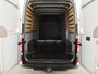 Volkswagen Crafter 35 2.0 TDI L3H3 Highline EURO VI 140 pk Automaat | Verlengde garantie | Navigatie | Trekhaak | Parkeersensoren | Achteruitrijcamera |