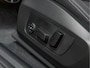 BMW IX2 eDrive20 M-Sport - Pano - Trekhaak - Memoryzetel - Stuurwiel Verwarmd