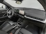 BMW IX2 eDrive20 M-Sport - Pano - Trekhaak - Memoryzetel - Stuurwiel Verwarmd
