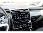 Hyundai Tucson 1.6 T-GDI PHEV Comfort Smart 4WD | Stoelverwarming voor| Stuurwielverwarmig | Navigatie | Climate Control | Achteruitrijcamera | Airco (automatisch) | Apple Carplay/Android Auto|telefoonintegratie premium