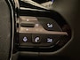 Peugeot 308 SW 1.6 Plug-in Hybrid 180 Active Pack Business Apple Carplay / Android Auto | LED Koplampen | 17"" lichtmetalen velgen | Trekhaak | Climate Controle | Cruise Controle | Parkeersensoren | | Apple Carplay/Android Auto|telefoonintegratie premium | Bestuurdersstoel in hoogte verstelbaar | Buitenspiegels elektrisch verstel- en verwarmbaar