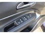 Abarth 600e 280 pk Scorpionissima 54 kWh / Navigatie / Camera / Sportstoelen / Elektr. kofferklep / PDC V+A / Stuur -en Stoelverwarmd / Dodehoek / 20'' LMV