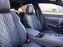 Peugeot 508 130PK GT Automaat | Bomvol! | Lederen Bekleding | 2x Massagestoelen + Verwarming | Rondomzicht Camera | All Season Banden | 1e Eigenaar | Dealer Onderhouden | Adaptive Cruise Control | Navigatie | Draadloze Apple Carplay / Android Auto | | Bumpers in carrosseriekleur | DAB ontvanger | Elektrisch bedienbare achterklep met sensorsturing