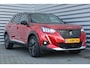 Peugeot 2008 1.2 PURETECH 155PK GT PACK AUTOMAAT / NAVI / LEDER / CLIMA / PDC / 18" LMV / CAMERA / PANO. DAK / FOCAL AUDIO / KEYLESS / FULL-LED / FULL OPTIONS !!