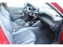 Peugeot 2008 1.2 PURETECH 155PK GT PACK AUTOMAAT / NAVI / LEDER / CLIMA / PDC / 18" LMV / CAMERA / PANO. DAK / FOCAL AUDIO / KEYLESS / FULL-LED / FULL OPTIONS !!