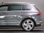 Volkswagen Tiguan 1.5 TSI R-Line Business+ (IQ-LIGHTS, PANO, ADAPTIVE CRUISE, SFEERVERLICHTING, STOELVERWARMING, STUUR VERWARMD)