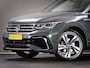 Volkswagen Tiguan 1.5 TSI R-Line Business+ (IQ-LIGHTS, PANO, ADAPTIVE CRUISE, SFEERVERLICHTING, STOELVERWARMING, STUUR VERWARMD)