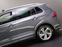 Volkswagen Tiguan 1.5 TSI R-Line Business+ (IQ-LIGHTS, PANO, ADAPTIVE CRUISE, SFEERVERLICHTING, STOELVERWARMING, STUUR VERWARMD)
