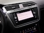 Volkswagen Tiguan 1.5 TSI R-Line Business+ (IQ-LIGHTS, PANO, ADAPTIVE CRUISE, SFEERVERLICHTING, STOELVERWARMING, STUUR VERWARMD)