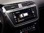 Volkswagen Tiguan 1.5 TSI R-Line Business+ (IQ-LIGHTS, PANO, ADAPTIVE CRUISE, SFEERVERLICHTING, STOELVERWARMING, STUUR VERWARMD)