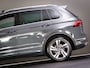 Volkswagen Tiguan 1.5 TSI R-Line Business+ (IQ-LIGHTS, PANO, ADAPTIVE CRUISE, SFEERVERLICHTING, STOELVERWARMING, STUUR VERWARMD)