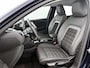 Citroën C4 Plus Hybrid 145pk Automaat | Navigatie via Apple Carplay / Android auto | Achteruitrijcamera | Climate Control | Cruise Control | Parkeersensoren | Elektrisch inklapbare spiegels | Stof/kunstlederen comfortstoelen | Armsteun | DAB+ radio | Bluetooth | Led koplampen | Adaptief demping systeem | Digitaal instrumentenpaneel |