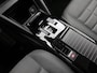 Citroën C4 Plus Hybrid 145pk Automaat | Navigatie via Apple Carplay / Android auto | Achteruitrijcamera | Climate Control | Cruise Control | Parkeersensoren | Elektrisch inklapbare spiegels | Stof/kunstlederen comfortstoelen | Armsteun | DAB+ radio | Bluetooth | Led koplampen | Adaptief demping systeem | Digitaal instrumentenpaneel |
