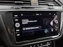 Volkswagen Tiguan 1.4 TSI Comfortline Business 125 PK | Trekhaak | Climate Control | Parkeersensoren voor + achter | Cruise Control | Donker getinte ramen |