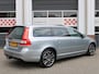 Volvo V70 2.0 T4 190pk Polar+ Standkachel/Dakraam/Leder/Voorruitverw./Stoelverw./Trekhaak/18inch
