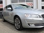 Volvo V70 2.0 T4 190pk Polar+ Standkachel/Dakraam/Leder/Voorruitverw./Stoelverw./Trekhaak/18inch