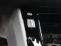 Peugeot 208 GT Hybrid 145pk Automaat | Navigatie | Camera v+a | Climate Control | Adaptieve Cruise Control | Parkeersensoren v+a | Armsteun | Keyless | Full Led koplampen | Dodehoeksensor| Leder/stof sportstoelen | Bluetooth | Draadloze Apple CarPlay / Android Auto | DAB+ radio | Donker getint glas | 17" lichtmetalen velgen |