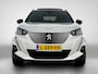 Peugeot e-2008 SUV EV GT Pack 50 kWh 136pk | Accu 92% | Navigatie | Panoramisch schuif-kanteldak | Achteruitrijcamera | Lederen sportstoelen | Stoelverwarming | Full Led koplampen | 3D Cockpit | Keyless | Adaptieve Cruise Control | Dodehoeksensor | Apple Carplay / Android Auto | DAB+ radio | Draadloze telefoonlader | Donker getint glas | 18" lichtmetalen velgen |