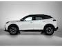 Peugeot e-2008 SUV EV GT Pack 50 kWh 136pk | Accu 92% | Navigatie | Panoramisch schuif-kanteldak | Achteruitrijcamera | Lederen sportstoelen | Stoelverwarming | Full Led koplampen | 3D Cockpit | Keyless | Adaptieve Cruise Control | Dodehoeksensor | Apple Carplay / Android Auto | DAB+ radio | Draadloze telefoonlader | Donker getint glas | 18" lichtmetalen velgen |