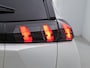 Peugeot e-2008 SUV EV GT Pack 50 kWh 136pk | Accu 92% | Navigatie | Panoramisch schuif-kanteldak | Achteruitrijcamera | Lederen sportstoelen | Stoelverwarming | Full Led koplampen | 3D Cockpit | Keyless | Adaptieve Cruise Control | Dodehoeksensor | Apple Carplay / Android Auto | DAB+ radio | Draadloze telefoonlader | Donker getint glas | 18" lichtmetalen velgen |