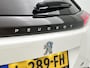 Peugeot e-2008 SUV EV GT Pack 50 kWh 136pk | Accu 92% | Navigatie | Panoramisch schuif-kanteldak | Achteruitrijcamera | Lederen sportstoelen | Stoelverwarming | Full Led koplampen | 3D Cockpit | Keyless | Adaptieve Cruise Control | Dodehoeksensor | Apple Carplay / Android Auto | DAB+ radio | Draadloze telefoonlader | Donker getint glas | 18" lichtmetalen velgen |