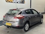 Renault Megane 1.6 Expression Aircbag lampje brandt