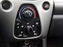 Peugeot 108 Active 68pk Automaat | Zeer lage kilometerstand! | Airco | Achteruitrijcamera | Touchscreen | Elektrische ramen | Centrale portiervergrendeling | DAB+ radio | Bluetooth | Radio/MP3 speler met stuurbediening | Zuinig en voordelig autorijden! |