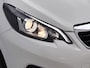Peugeot 108 Active 68pk Automaat | Zeer lage kilometerstand! | Airco | Achteruitrijcamera | Touchscreen | Elektrische ramen | Centrale portiervergrendeling | DAB+ radio | Bluetooth | Radio/MP3 speler met stuurbediening | Zuinig en voordelig autorijden! |