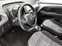 Peugeot 108 Active 68pk Automaat | Zeer lage kilometerstand! | Airco | Achteruitrijcamera | Touchscreen | Elektrische ramen | Centrale portiervergrendeling | DAB+ radio | Bluetooth | Radio/MP3 speler met stuurbediening | Zuinig en voordelig autorijden! |