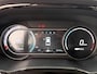 Kia Niro EV e-Niro DynamicLine 64 kWh | 97,1% SOH | Trekhaak | LED | Keyless | Navigatie | Warmtepomp | Climate Control | Cruise Control | Apple Carplay/Android Auto