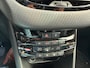 Peugeot 2008 1.2 110pk PureTech Blue Lease Allure / Trekhaak / Parkeersensoren / Riem vervangen / 4 seasons / 6 bak / Navi /