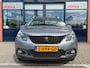 Peugeot 2008 1.2 110pk PureTech Blue Lease Allure / Trekhaak / Parkeersensoren / Riem vervangen / 4 seasons / 6 bak / Navi /