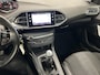 Peugeot 308 SW 1.2 PureTech Blue Lease Premium TREKHAAK CARPLAY NAVI ECC CRUISE.