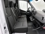 Mercedes-Benz eSprinter 0,99% RENTE - 320 L2H2 RWD 81KWH PRO | 30 year edition | DC Laden | 270 graden deuren |