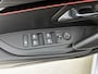Peugeot e-208 EV GT Pack 50 kWh 136pk | Navigatie | Panoramadak | Achteruitrijcamera | Leder/Alcantara | Stoelverwarming | Full Led koplampen | Adaptieve Cruise Control | 3D Cockpit | Parkeersensoren v+a | Climate Control | Apple Carplay / Android Auto | Dodehoeksensor | Afwijkende dakkleur | Donker getint glas | 17" lichtmetalen velgen |