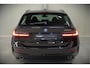 BMW 3-Serie Touring 320e Business Edition Plus | Stoelverwarming | Cruise Control | Apple Carplay | Navigatie | Laser Light | HIFI | Parkeersensoren | Grootlichtassistent | DAB | SOH 88%