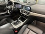 BMW 3-Serie Touring 320e Business Edition Plus | Stoelverwarming | Cruise Control | Apple Carplay | Navigatie | Laser Light | HIFI | Parkeersensoren | Grootlichtassistent | DAB |