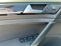 Volkswagen Golf 1.5 TSI Highline Aut. I Pano I Navi I Stoelverw. I 17'' Lm
