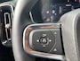 Volvo EX40 Single Motor Extended Range Ultra Black Ed. 82 kWh stoelverwarming pano 360°