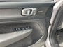 Volvo EX40 Single Motor Extended Range Ultra Black Ed. 82 kWh stoelverwarming pano 360°
