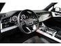 Audi Q7 55 TFSI e quattro S-Line l Luchtvering l Pano Dak l Camera l 20" l Black Style l Elektr. Stoelen incl Memory l Trekhaak Elect. l