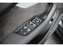 Audi Q7 55 TFSI e quattro S-Line l Luchtvering l Pano Dak l Camera l 20" l Black Style l Elektr. Stoelen incl Memory l Trekhaak Elect. l