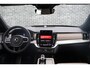 Volvo XC90 2.0 T8 Plug-in hybrid AWD Ultra Bright Exec. Ed. | Geventileerde voorstoelen | Massagefunctie | Luchtvering | 22" lichtmetalen velgen | Stoelverwarming | verwarmd stuurwiel | Elektr. bedienbaar schuif-\-kanteldak | Extra getint glas | Gelamineerde ramen | Bowers & wilkins Audio | Head-up display | Google Services |