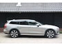 Volvo V60 Cross Country 2.0 D4 AWD Intro Edition Panorama-Elek,Dak/360 Camera/Parkeersensor v,a