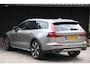 Volvo V60 Cross Country 2.0 D4 AWD Intro Edition Panorama-Elek,Dak/360 Camera/Parkeersensor v,a