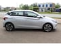 Hyundai i20 1.0-100pk T-GDI Comfort. Correct nette en subliem rijdende wagen ! Airco, navigatie, telefoonvoorb., cruise control, LM wielen, lane assist, metallic lak, digitaal dashboard, Apple carplay/Android auto, DAB radio etc.