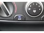 Hyundai i20 1.0-100pk T-GDI Comfort. Correct nette en subliem rijdende wagen ! Airco, navigatie, telefoonvoorb., cruise control, LM wielen, lane assist, metallic lak, digitaal dashboard, Apple carplay/Android auto, DAB radio etc.