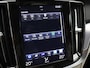 Volvo V60 2.0 T5 Momentum Pro / Adaptive Cruise / Pilot Assist / BLIS / Elektrische Achterklep / Carplay /
